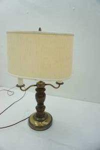 lot 623 image: Vintage Two-Arm Table Lamp 23 tall