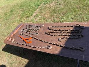 lot 15-B image: CHAINS AND BINDERS