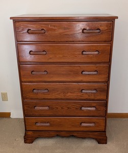 lot 64 image: LL - Vintage 6-Drawer Wooden Chest of Drawers