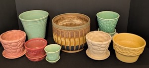 lot 100 image: LL - Collection of 9 Vintage Ceramic Planters Assorted Colors and Styles