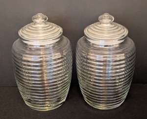 lot 141 image: LL - Pair of Vintage Anchor Hocking Beehive Glass Canisters with Lids