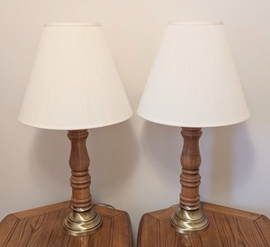 lot 145 image: LR - Pair of 35-Inch Oak Table Lamps with Brass Bases