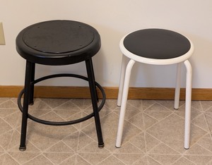 lot 146 image: LL - Set of 2 Metal Stools with Black Seats