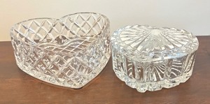 lot 101R image: BR - Crystal Heart Dish and Lidded Heart Trinket Box