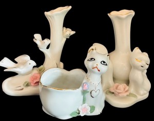 lot 125H image: FLR - Set of 3 Vintage Porcelain Vases with Cat and Bird Motifs