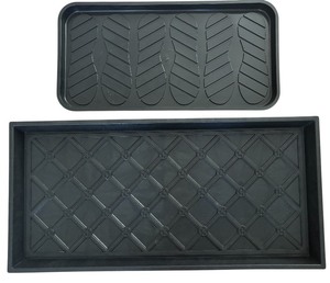 lot 194H image: FLR - Set of 2 Black Floor Mats 17 x 35 Inch Manor BT Lattice