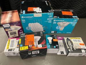 lot 55 image: Assorted LED and Halogen Light Bulbs Collection