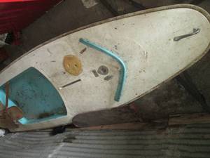 lot 7 image: Single man kayak style sailboat...