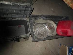 lot 60 image: Ocean fishing sled containing some ...