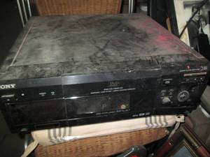 lot 67 image: Vintage Sony Disc Explorer 300 plus...