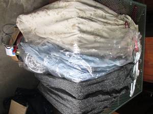 lot 82 image: Beautiful womens assortment of dre...