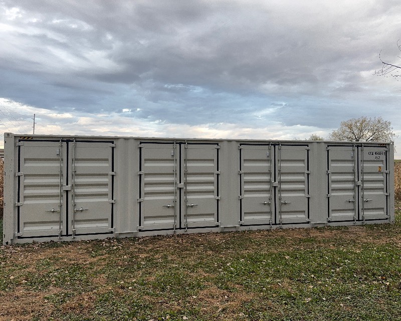 lot 400 image: CFGU4046849  Sea Container with 4 Side Doors, 40HC, Single Trip