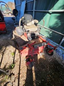 Toro  52" Mid Mount Mower Kohler Command SP27 Engine