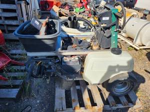 lot 15 image: TURFCO T3000i Spreader Sprayer Applicator for Parts or Repair