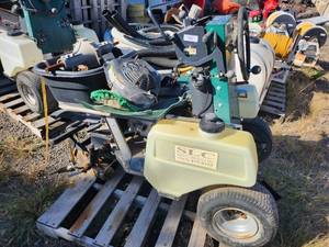 lot 16 image: Turfco T3000 Applicator Ride-On Spreader Sprayer - parts machine