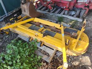 lot 20 image: Walker Mower Deck 74