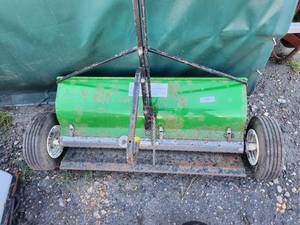 lot 28 image: Gandy Pull-Type Drop Spreader with Steel Hopper