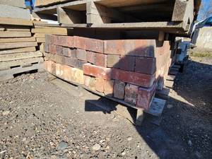 lot 36 image: Pallet of Used Red Bricks with Hollow and Solid Styles