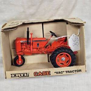 lot 58 image: 116 Case VAC Tractor