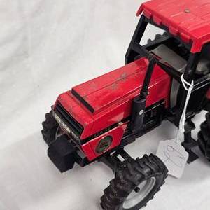 lot 62 image: 116 Case 3294 Tractor