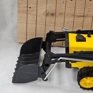 lot 1 image: Tonka Back Hoe
