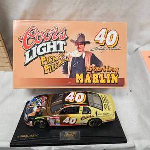 lot 22 image: 118 Coors Light Sterling Martin Nascar