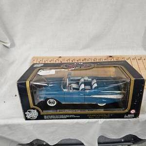 lot 31 image: 118 1957 Chevy Bel-Air