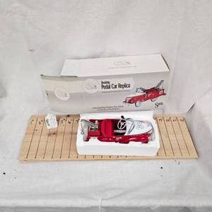 lot 37 image: 16 Desk Top Pedal Car Replica, State Farm