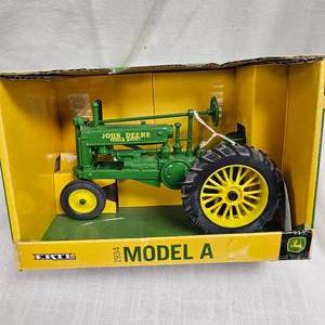lot 75 image: 116 John Deere Model A Tractor