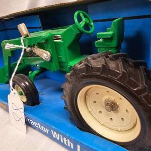 lot 88 image: 116 Farm Country Tractor Loader Combo