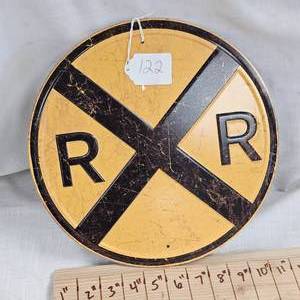 lot 122 image: 12x12 Round Railroad Metal Sign