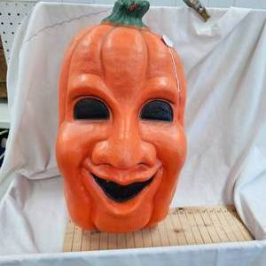 lot 147 image: Huge 28 Blow Mold Vintage Halloween Pumpkin