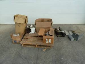 Pallet# 2 Hub City Gear Box, Udder Gun