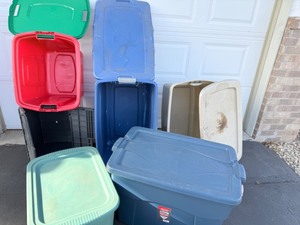 lot 160 image: Storage Bins & Totes to Hold Everything