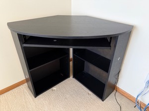 lot 140 image: Black Corner Desk