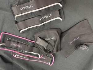 lot 90B image: Zttenlly Weight Belts