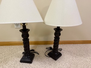 lot 43 image: Two Lamps