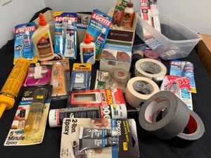 lot 100 image: Glue, Adhesives & Tapes