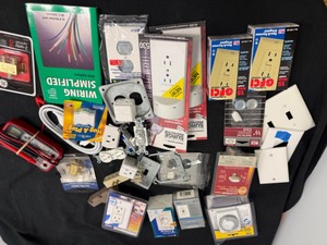 lot 121 image: Electrical Supplies