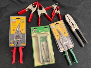 lot 124 image: Tin & Metal Cutters