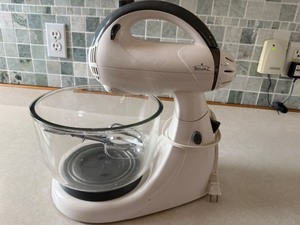 lot 44A image: Rival Mixer with Bowl