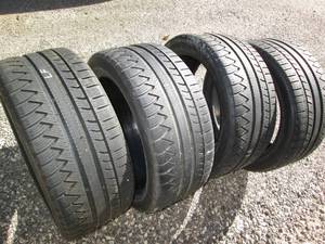 lot 92 image: Set of 25540R19 tires with good t...