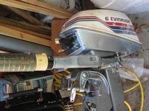 lot 200 image: Vintage Evinrud 6 boat motor