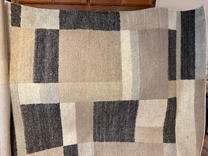 lot 122 image: Bazzar Brand 5x7 100 Ploy Rug