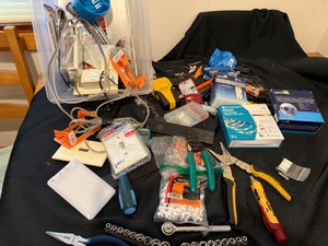 lot 132 image: Electrical Assortment