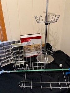 lot 134 image: Organizing Group for Shoes, Clothes, Baskets & Grabber