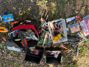 lot 99 image: Mystery Tool & Storage Collection