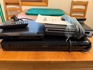lot 76 image: Magnavox, Ceihat, & Sony DVD Players & Amazon Fire Stick