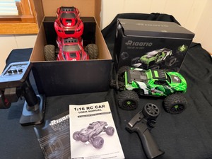 lot 3A image: RC Cars by Riaaio--2 Tear Up the Dirt Vehicles