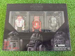 lot 4 image: Star Wars The Black Series R2-A3, R5-K6 & R2-F2